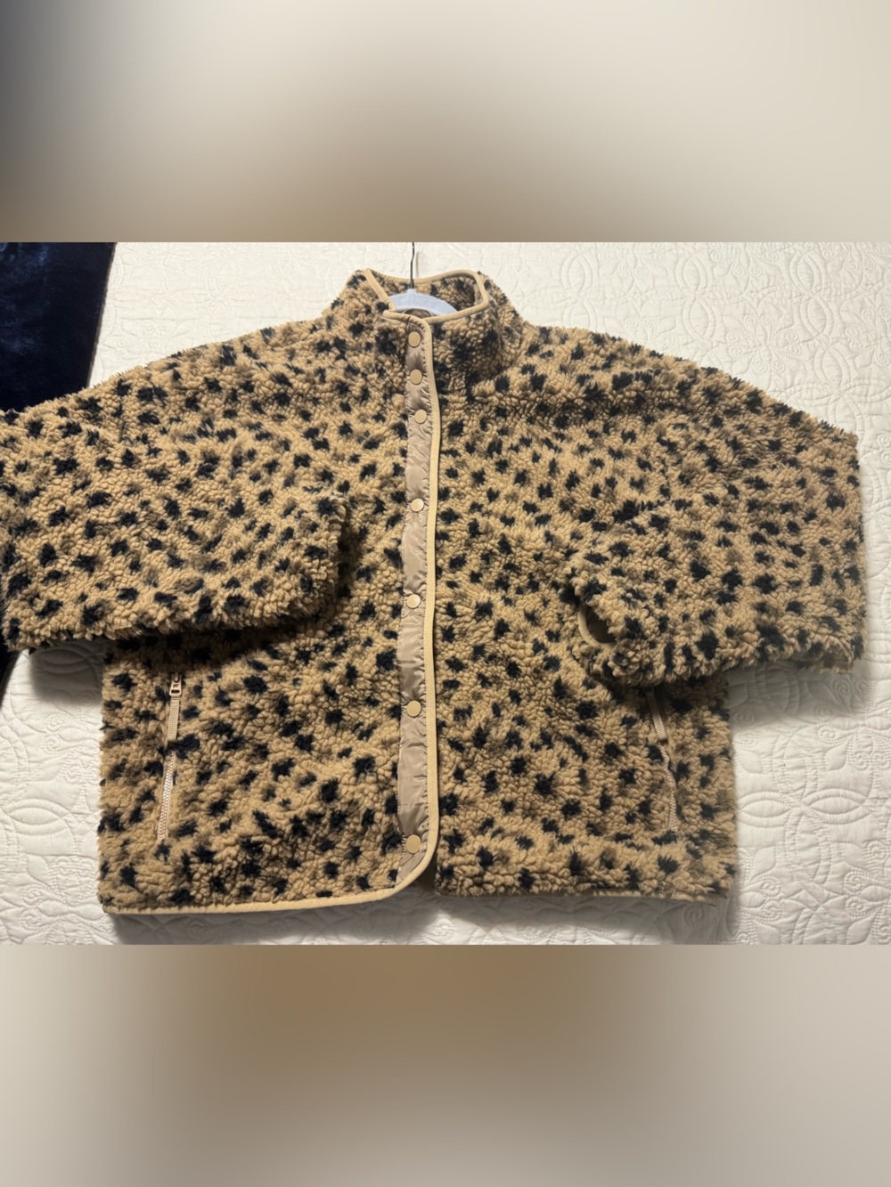 Fabletics Women’s Tahoe Teddy Jacket, Size Large
